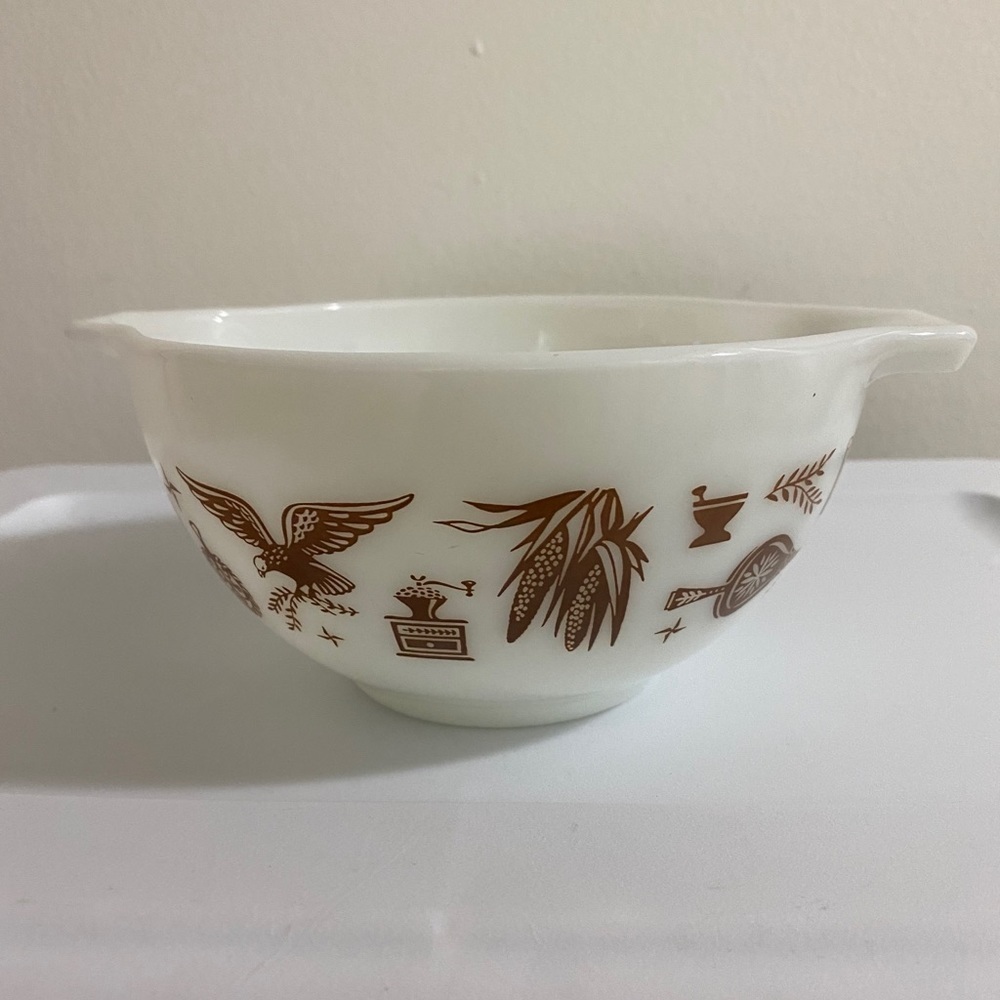 *SOLD* Vintage Pyrex Early American mixing bowl - Picture 1 of 1